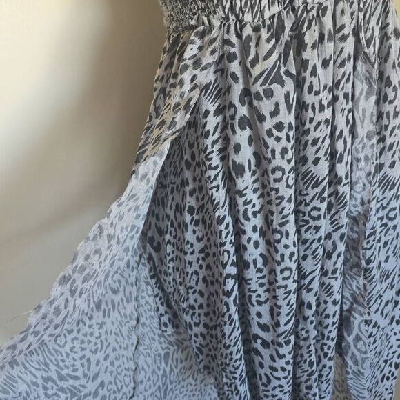 It Girl Grey/ Blk strapless leopard sundress, - Picture 3 of 10